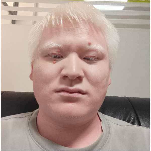 30岁岁安徽单身帅哥 - 张家口吉缘网