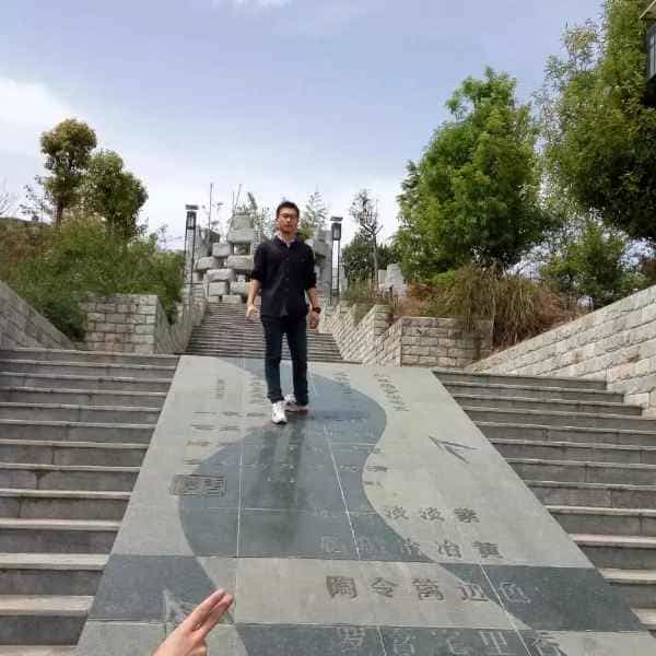 28岁岁陕西单身帅哥 - 张家口吉缘网