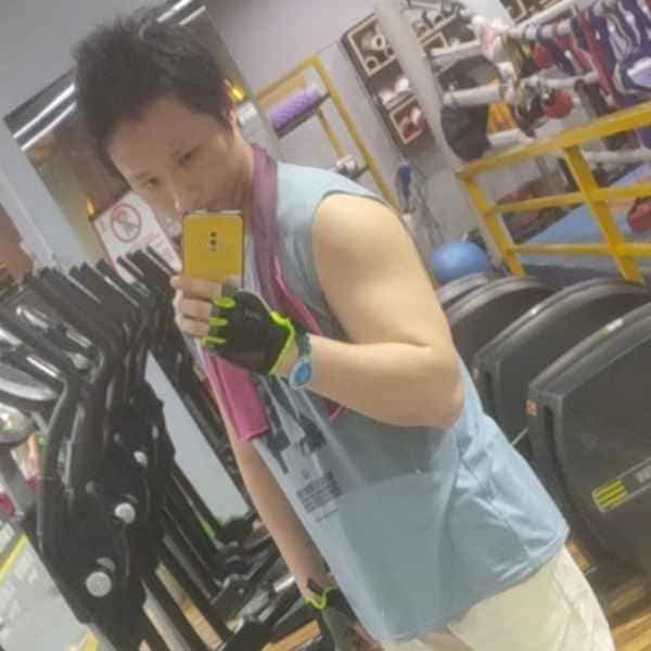 37岁岁广东单身帅哥 - 张家口吉缘网