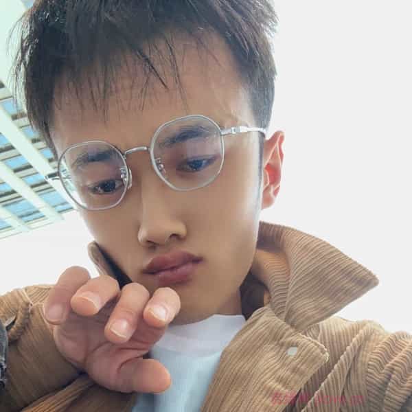 31岁岁贵州单身帅哥 - 张家口吉缘网